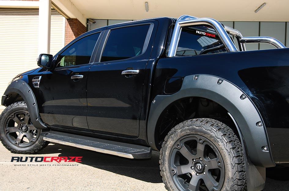 FORD RANGER BEAST BLACK MACHINED WITH DARK TINT